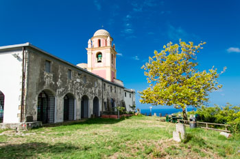Le sanctuaire de Montenero, Le tour de Riomaggiore, Cinque Terre, Italie